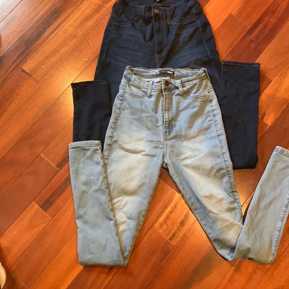 2 pairs of Fashion Nova jeggings